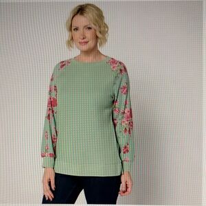 Belle by Kim Gravel, Waffle floral long sleeve  shirt NWOT